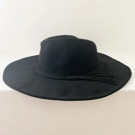 Flop Hat in Black